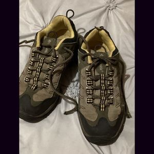 Women’s Columbia Black Rock hiking shoes.